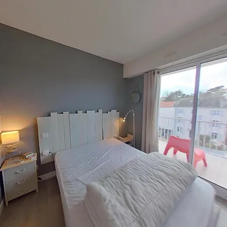 T2 Traversant Avec Balcons Et Parking Au Pouliguen - Fr-1-843-49 * 프풀리귀앙
